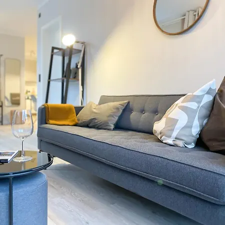 A2 - Haus Deichwind Koenigsberger Allee 36 - Feriendomizil Hollich *