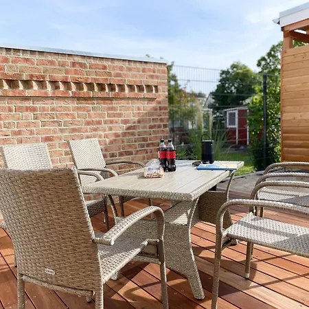 A2 - Haus Deichwind Koenigsberger Allee 36 - Feriendomizil Hollich Daire